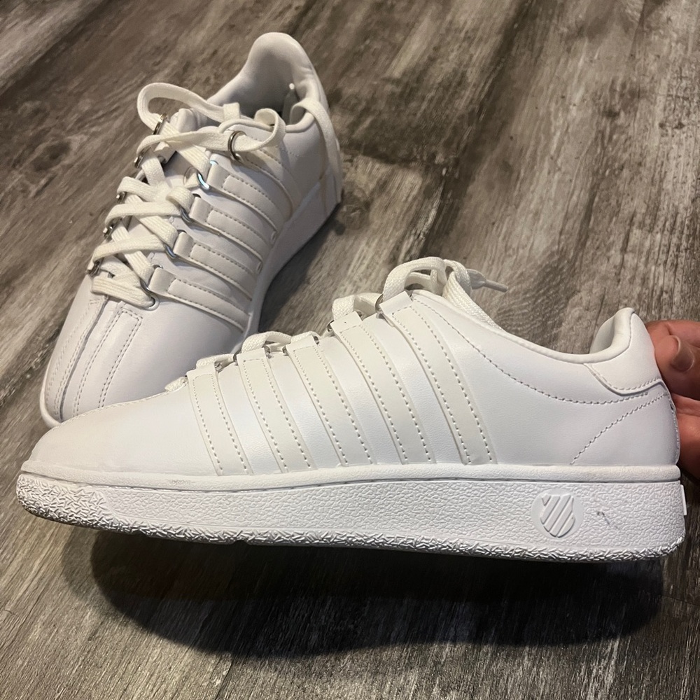 K-Swiss Classic White men’s Sneakers
